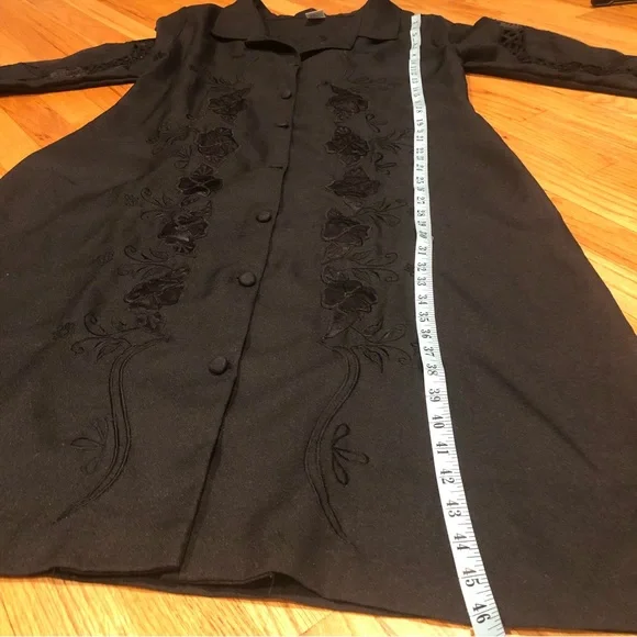 Vintage Floral Embroidered Gothic Full Length Oversized Duster / Trench Coat - Picture 16 of 16